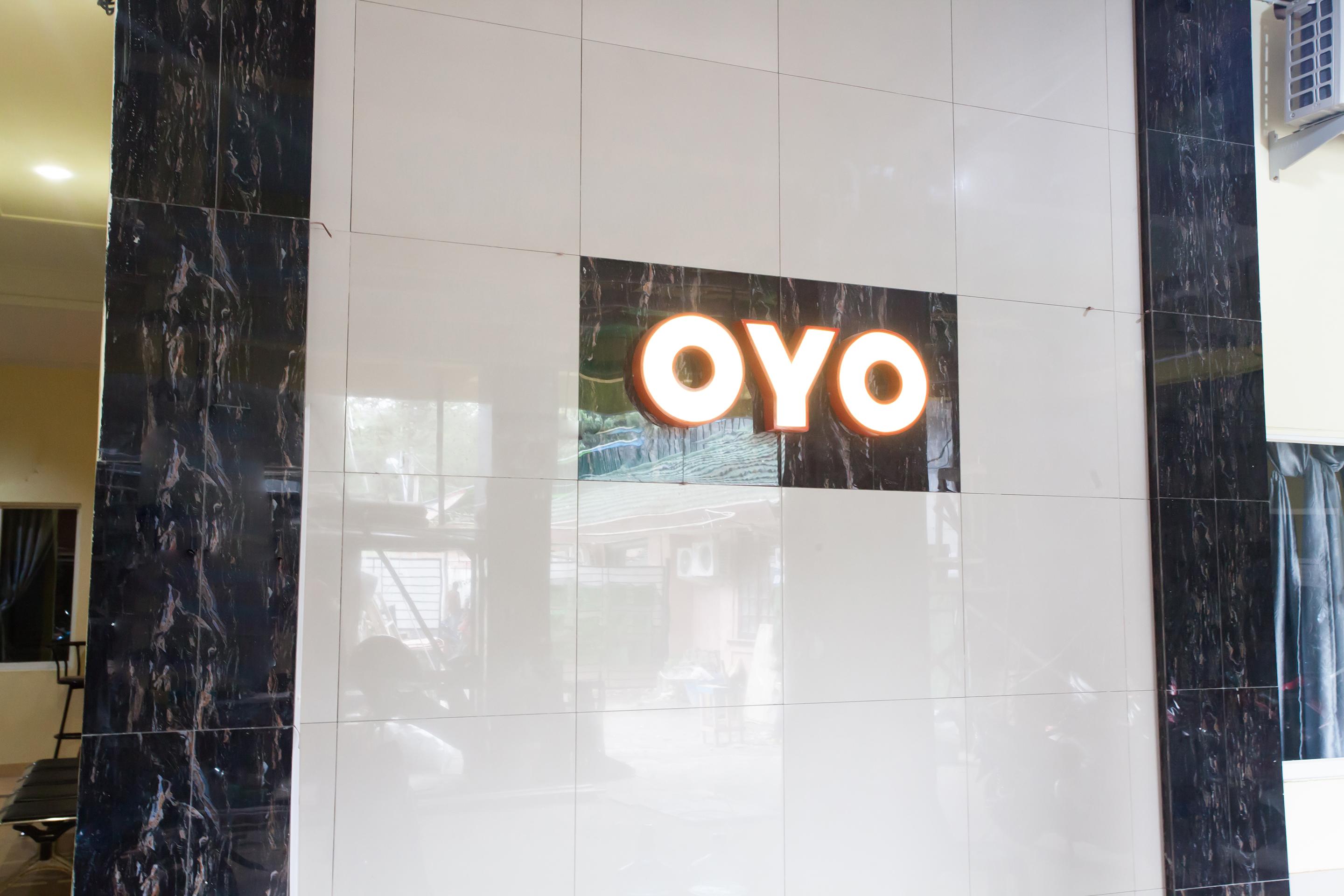 OYO 990 Stadion Residence Syariah Medan Exterior foto